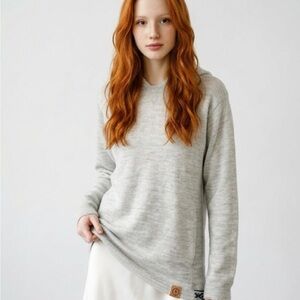 PAKA Gray Women's hooded sweater size XS 65% Royal alpaca 35% recycled nylon